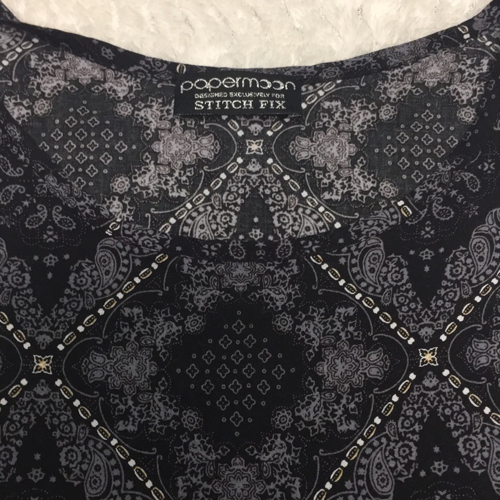 Papermoon Stitch Fix cold shoulder top - size - Small - Picture 2 of 8